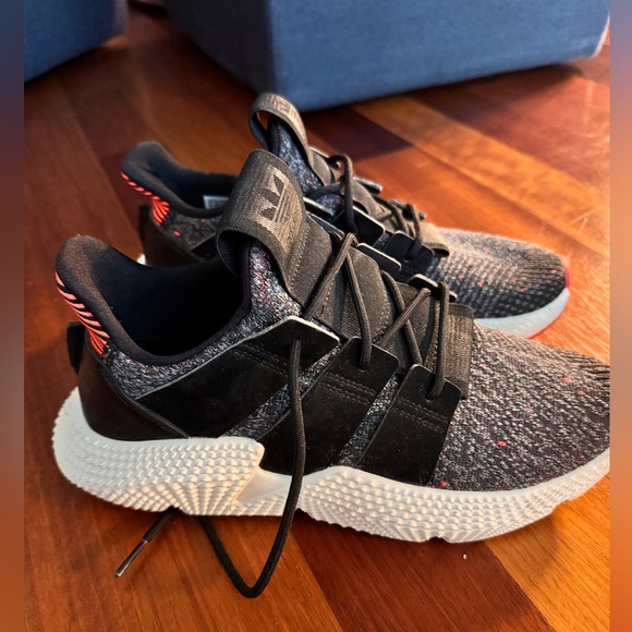 Men’s adidas boost - Picture 1 of 6